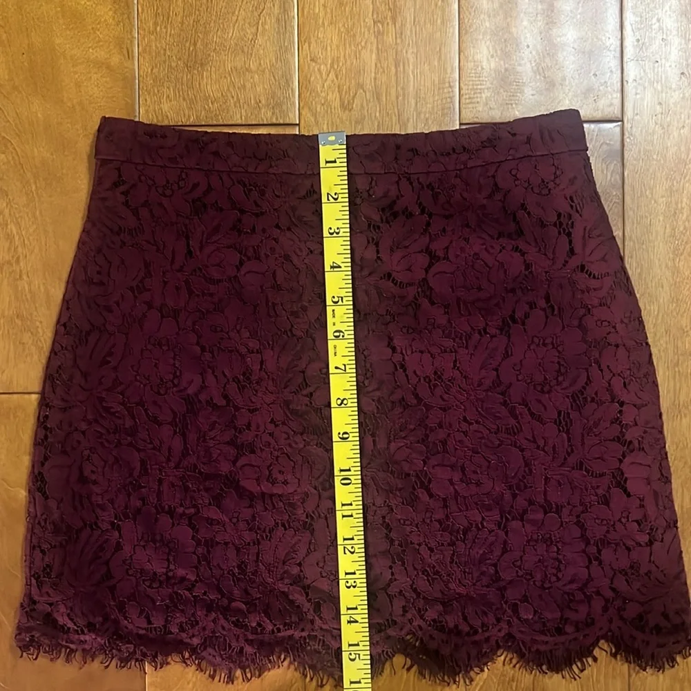 Forever 21 Burgundy Lace Mini Skirt Size M Fairy Whimsigoth Chic Holiday Event - Picture 7 of 7